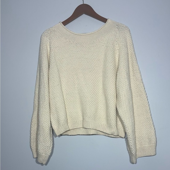 Arraei Collective Pieridea Sweater - Picture 8 of 10